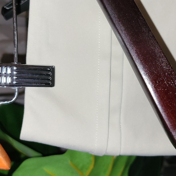 Bundle of 2 Cassis skirts. Kaki Brown and beige. Fully lined. Size 8. - Picture 3 of 7